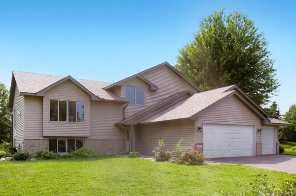 10837 Mississippi DR N, Brooklyn Park, MN 55443