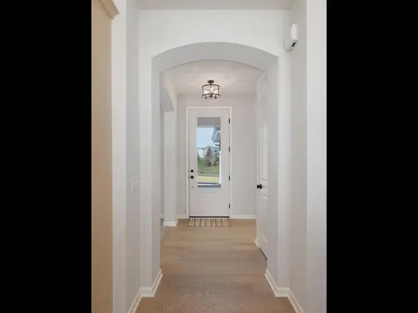 6510 Harvest WAY, Chaska, MN 55318