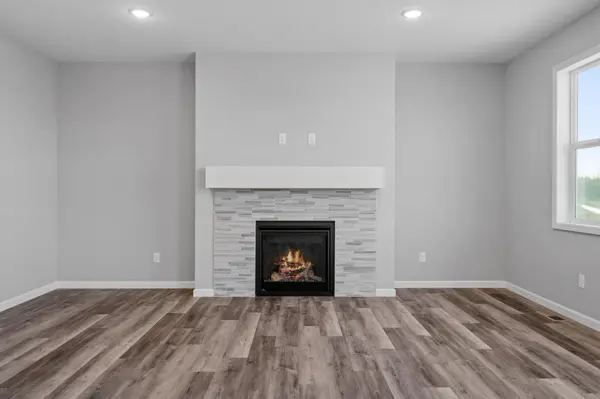 10880 165th AVE NW, Elk River, MN 55330