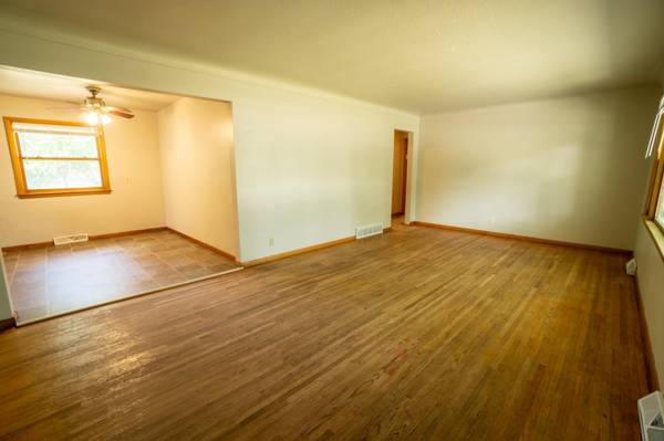 1503 15th ST S, Moorhead, MN 56560
