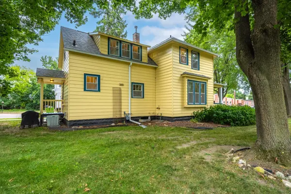 235 W 3rd ST, New Richmond, WI 54017