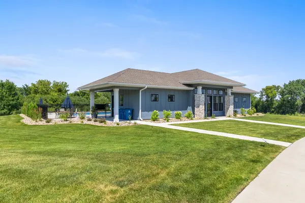 14713 Kingsview LN N, Dayton, MN 55327
