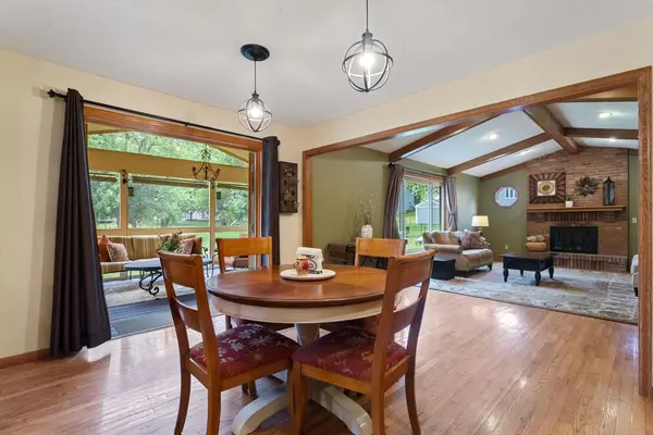 7020 Beacon CIR, Eden Prairie, MN 55346