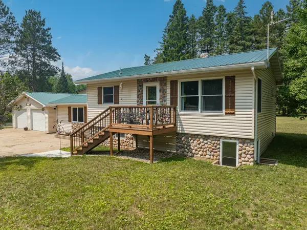 28249 Lost Lake DR, Grand Rapids, MN 55744