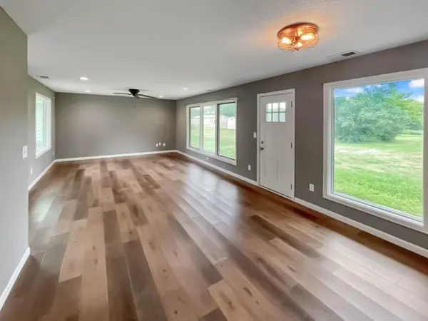 830 W 4th ST, Rush City, MN 55069