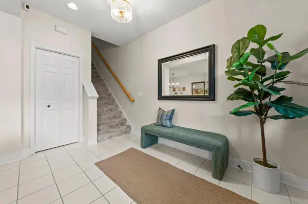8459 Forestview LN N #15, Maple Grove, MN 55369