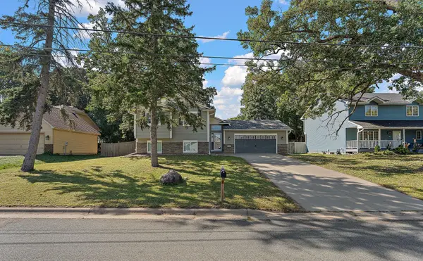 2241 7th ST N, North Saint Paul, MN 55109