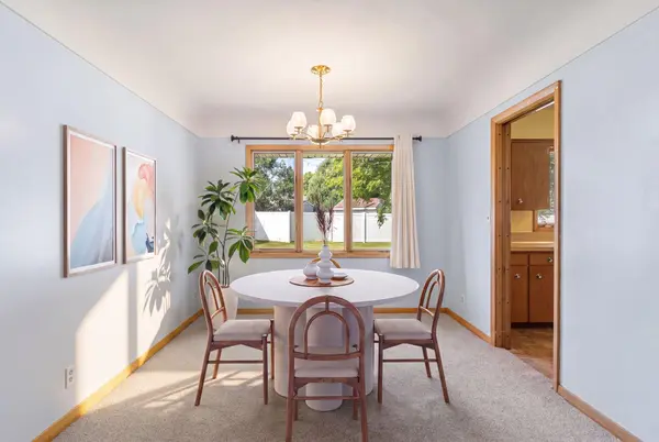 105 21st ST NW, Austin, MN 55912