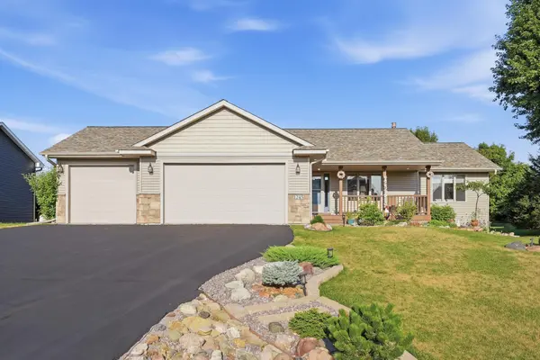 1245 Island View DR, New Richmond, WI 54017