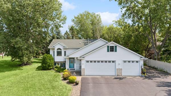 29527 295th LN, Lindstrom, MN 55045