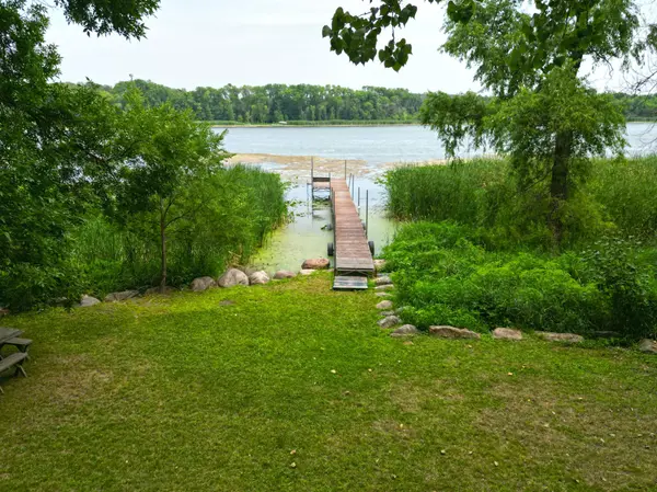 4562 Fillmore AVE NW, Maple Lake, MN 55358