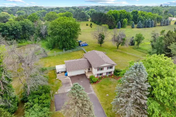 20075 Uplander ST NW, Oak Grove, MN 55011