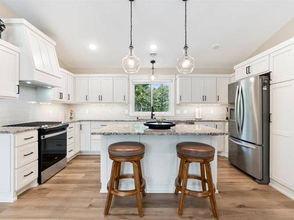 29887 Suffolk DR, Pequot Lakes, MN 56472