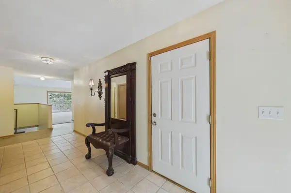 182 Emerson AVE E, West Saint Paul, MN 55118