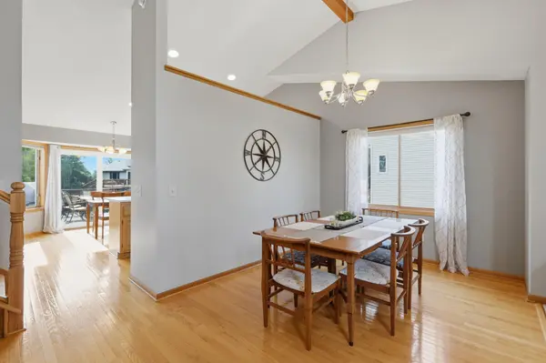 1315 Oakwood LN, Hanover, MN 55341
