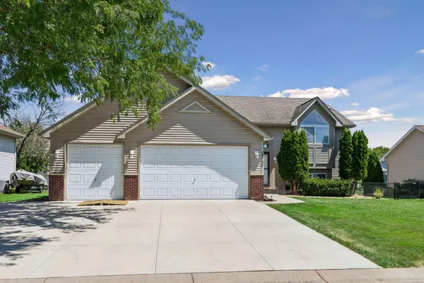 18784 Dupont WAY, Farmington, MN 55024