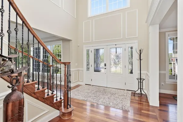 16299 Stemmer Ridge RD NW, Prior Lake, MN 55379