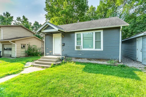 211 W Channing AVE, Fergus Falls, MN 56537