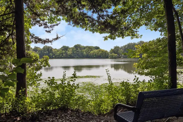 8271 Kimball DR, Eden Prairie, MN 55347
