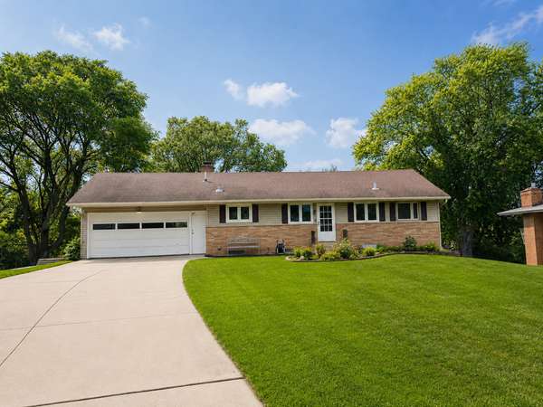604 23rd ST NE, Rochester, MN 55906