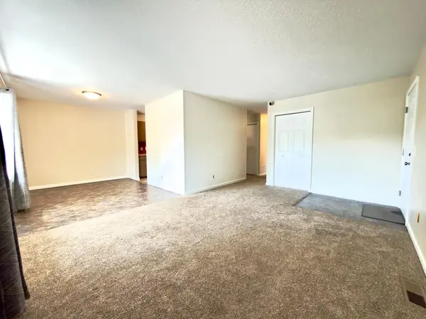 243 Winifred ST E, Saint Paul, MN 55107
