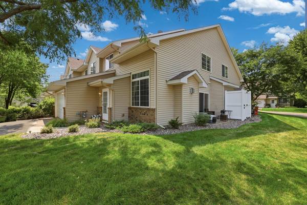 20587 Abbey LN #150, Farmington, MN 55024