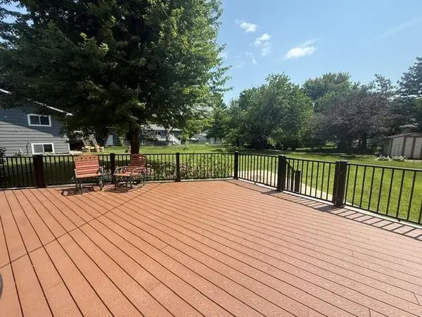 1717 Canary DR, Albert Lea, MN 56007