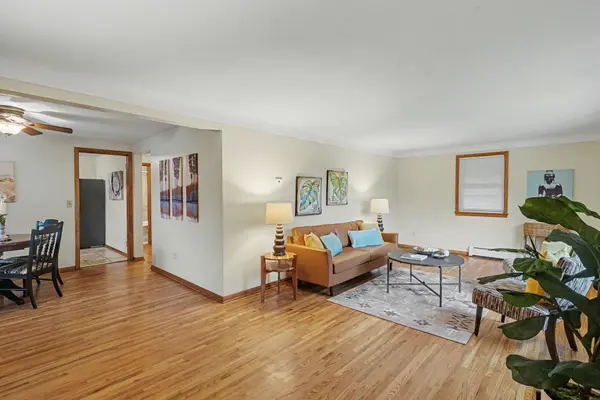 1680 Burns AVE, Saint Paul, MN 55106