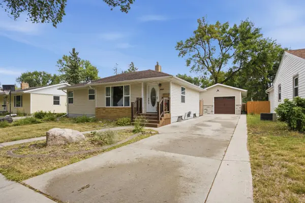 2013 7th ST N, Fargo, ND 58102