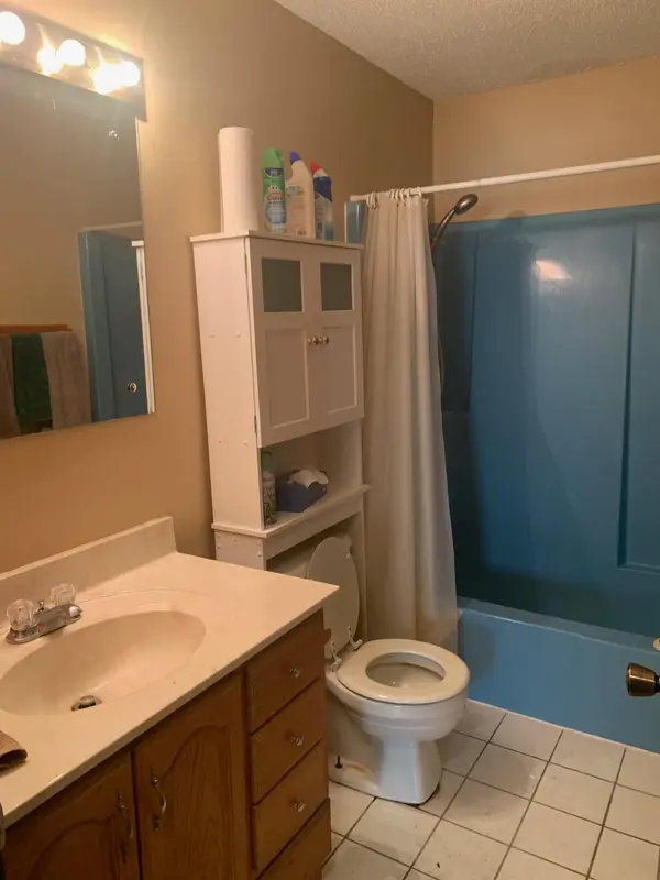 2359 17th AVE E, North Saint Paul, MN 55109