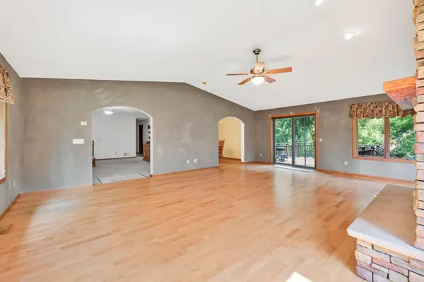 1810 Cedar PL, Buffalo, MN 55313