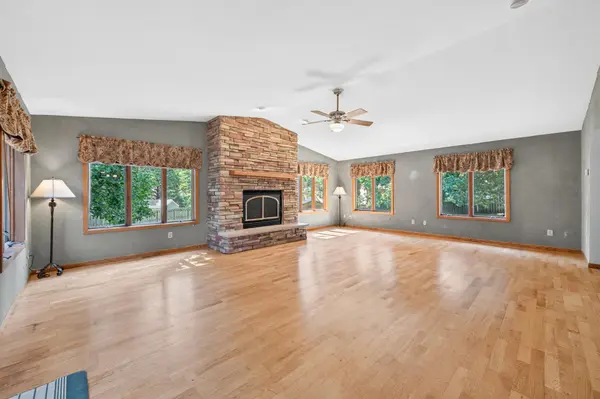 1810 Cedar PL, Buffalo, MN 55313
