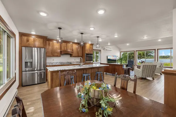 969 Hamlet DR N, Avon, MN 56310