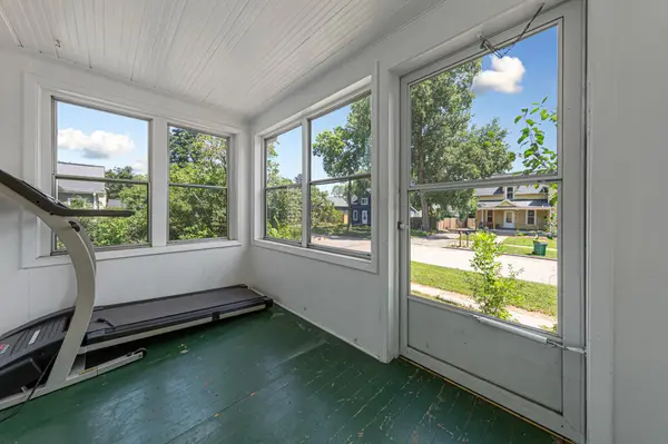 2306 4th ST, Eau Claire, WI 54703