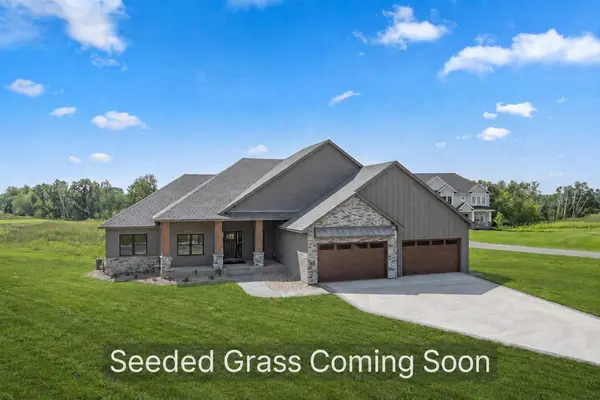2490 179th AVE NE, Ham Lake, MN 55304