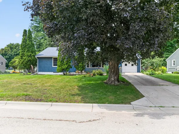 303 5th AVE NW, Kasson, MN 55944