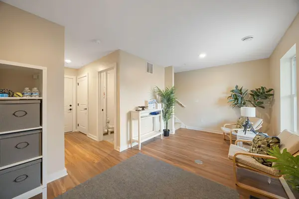 1339 Howard ST N #1, Saint Paul, MN 55119
