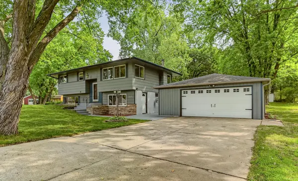 3935 Kahoun CT SE, Rochester, MN 55904