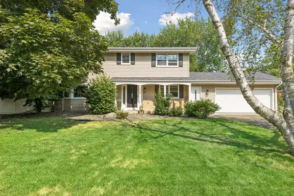 2000 Orkla DR, Golden Valley, MN 55427