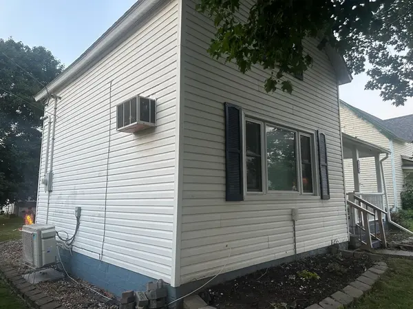 203 3rd ST SW, Stewartville, MN 55976