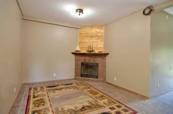 1238 Lindgren RD, Two Harbors, MN 55616