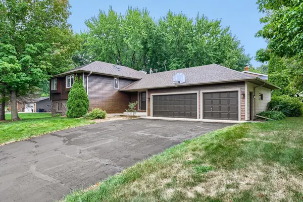 5611 Maves TRL SE, Prior Lake, MN 55372