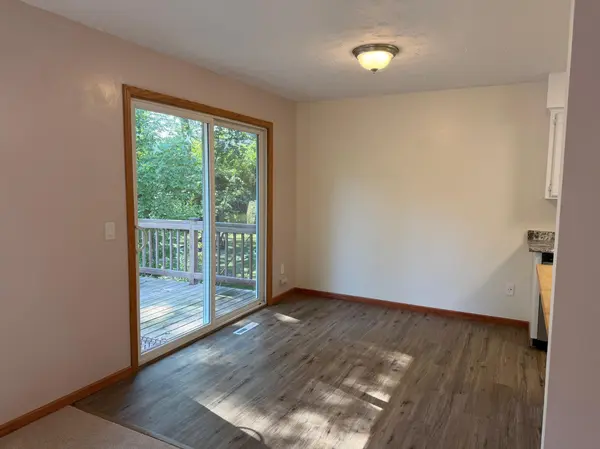 112 Mcgregor AVE N, Mahtomedi, MN 55115