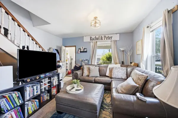 1121 3rd AVE N, Fargo, ND 58102
