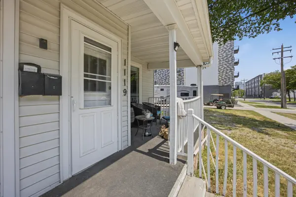 1121 3rd AVE N, Fargo, ND 58102