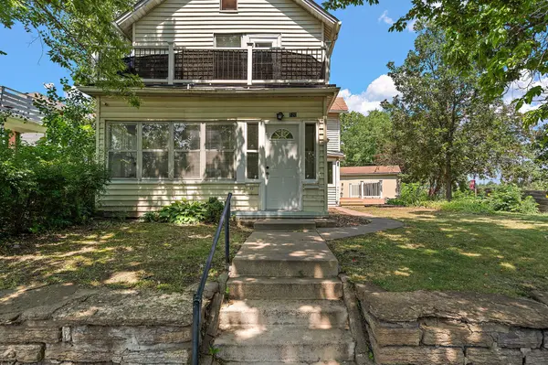820 18th AVE N, Minneapolis, MN 55411