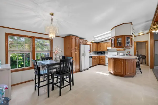 2679 Ryan DR, Maplewood, MN 55119