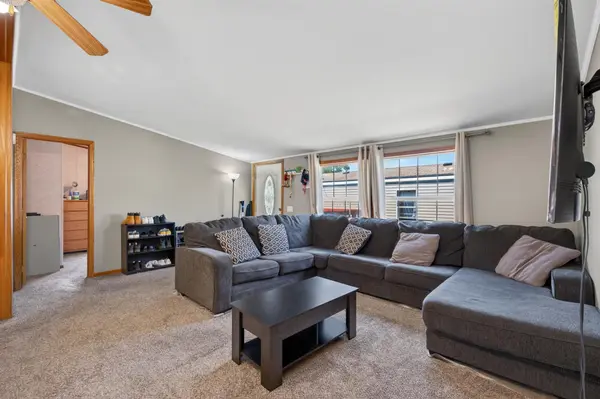 2679 Ryan DR, Maplewood, MN 55119