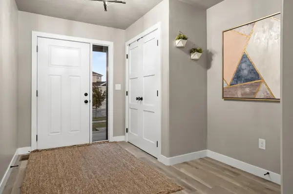 3607 Cordova LOOP S, Fargo, ND 58104