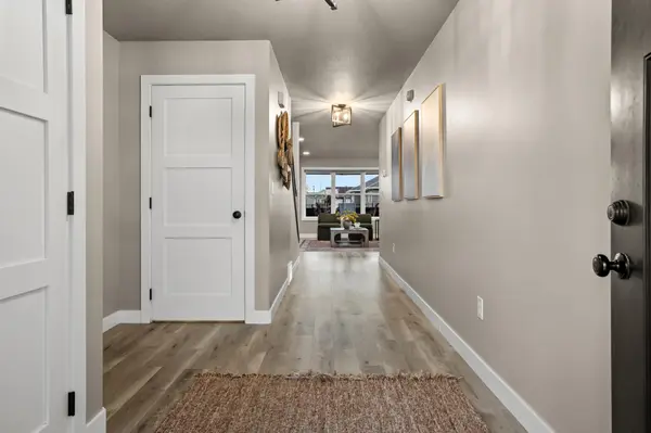 3607 Cordova LOOP S, Fargo, ND 58104